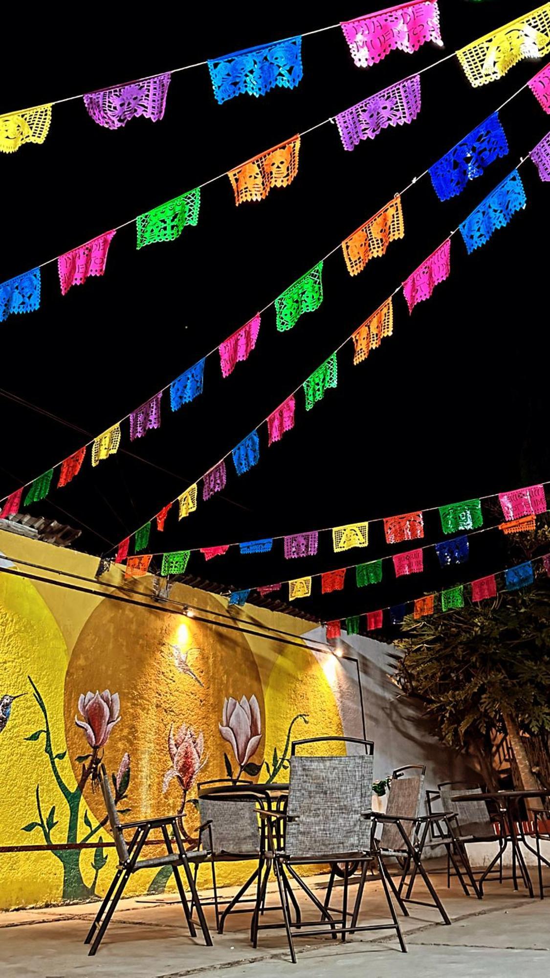 Xitla Hostel Oaxaca Bagian luar foto